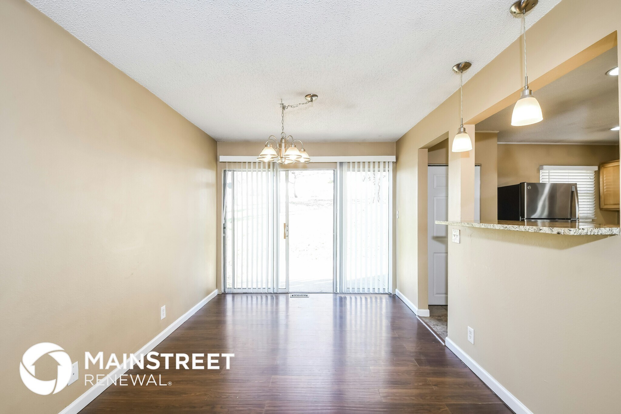 Building Photo - 5861 Falcon View Ln