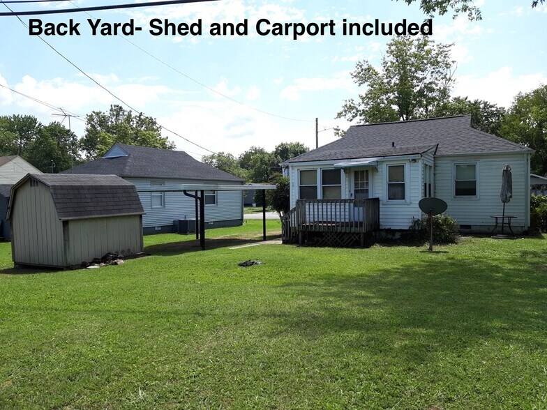 Building Photo - 105 Meadowbrook St