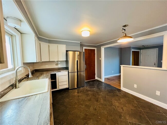 Building Photo - 24280 State Rte 971V