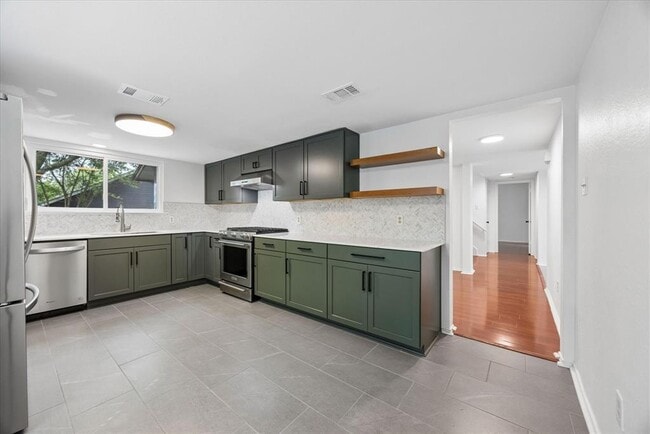 Building Photo - 2609 Monarch Dr