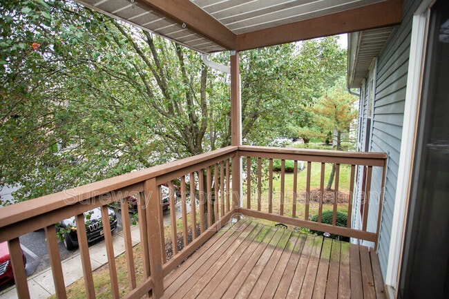 Building Photo - 115 Claire Ct