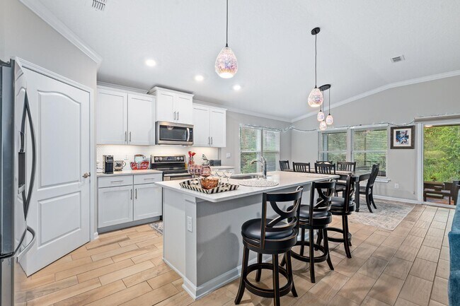 Building Photo - 4 Mill Wheel Ct