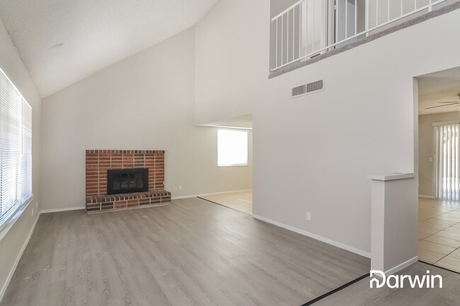 Building Photo - 5141 Shadow Hill Drive, Las Vegas, NV 89120