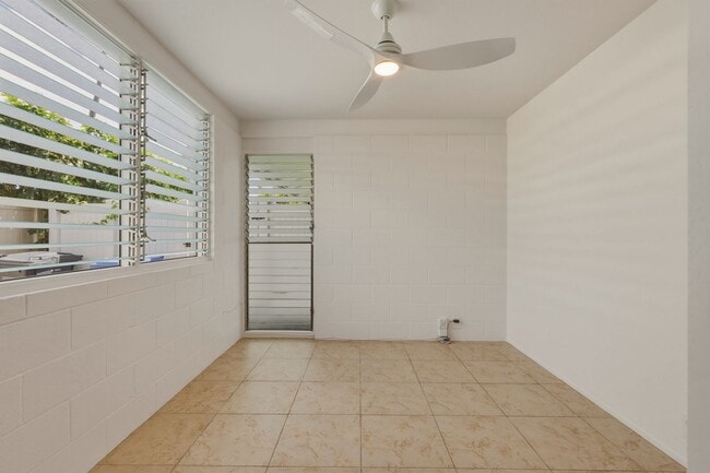 Building Photo - Spacious Aikahi Loop House in Kailua