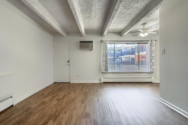 Building Photo - 257 Pearl St