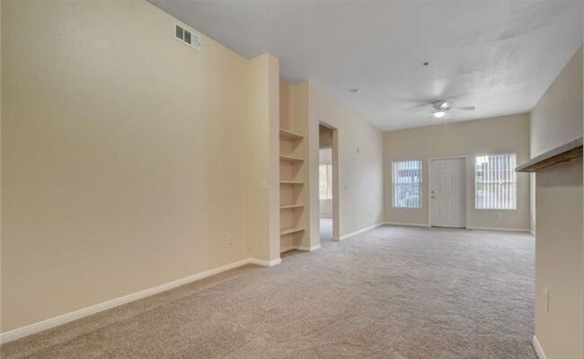 Building Photo - BEAUTIFUL 2 BED 2 BATH CONDO LOCATED ACROS...