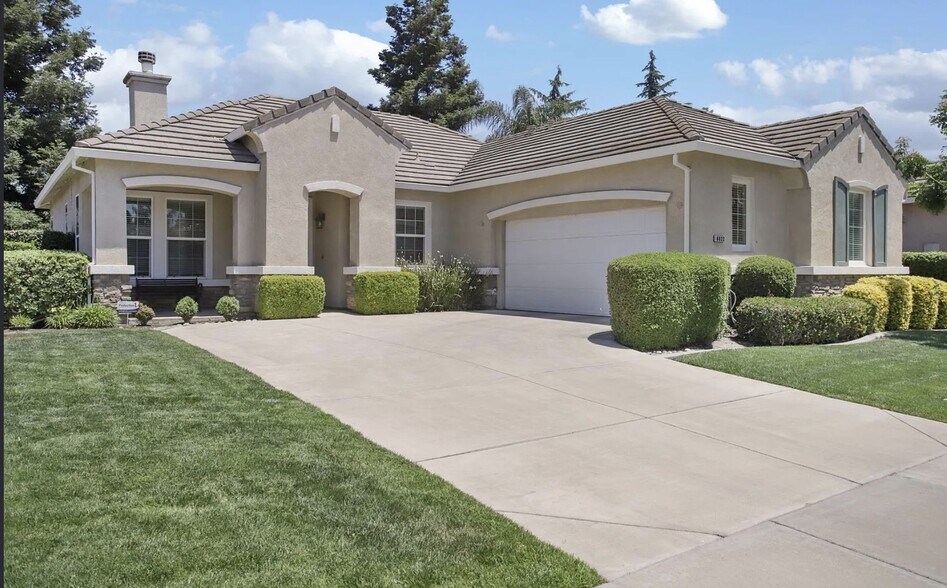 Building Photo - 6022 Tugboat Ln