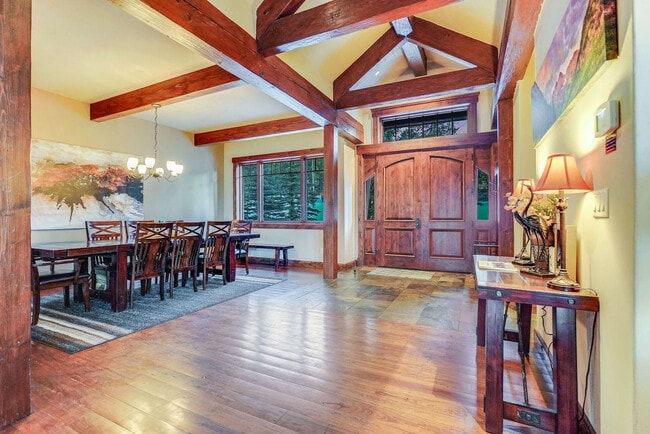 Building Photo - 108 Campion Trail