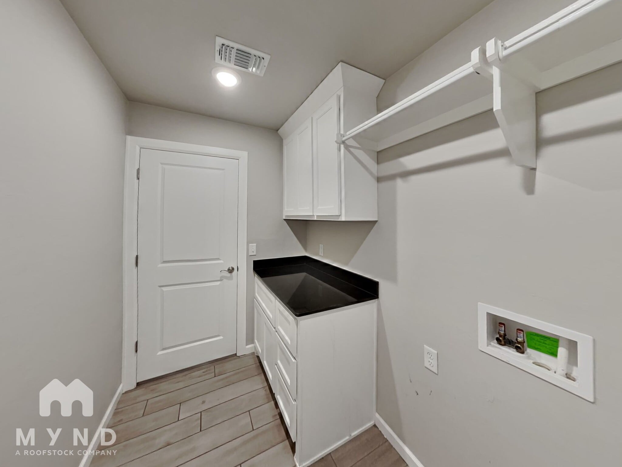 Building Photo - 5400 Riverrun Ct