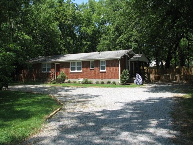 Building Photo - 2425 Chapel Avenue