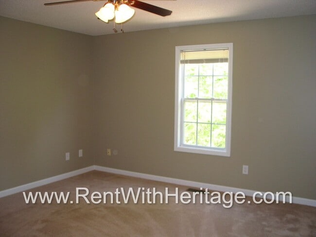 Building Photo - WOW!!!...GORGEOUS 4Bd / 3 Ba HOME/ UPGRADE...