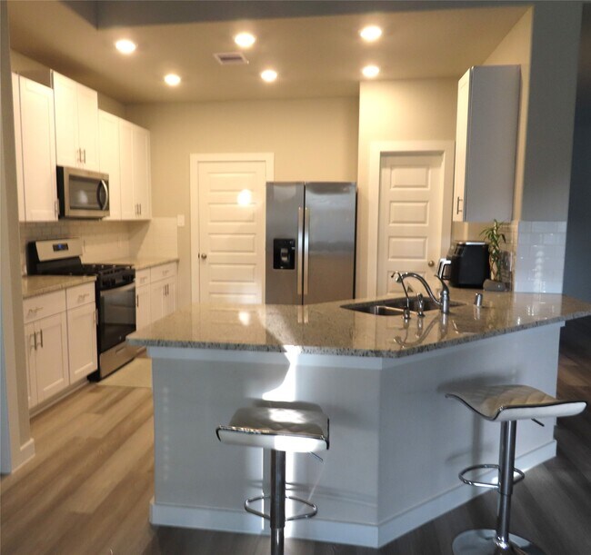 Building Photo - 10854 Bodie Hls Dr