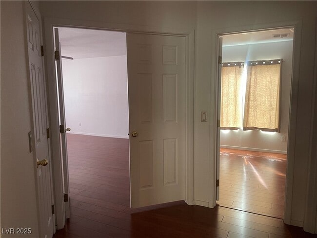 Building Photo - 9715 Driftwood Island Ct