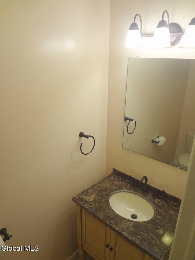 Building Photo - 4007 Chaucer Pl
