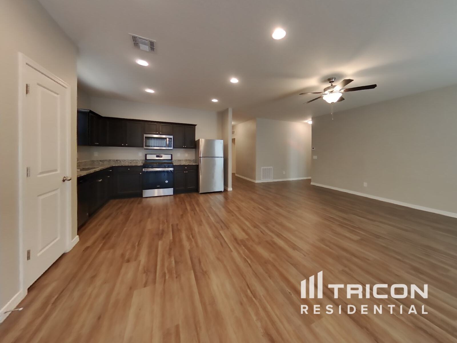 Building Photo - 33598 N Draba Ln