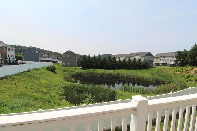 Building Photo - 2221 Lapis Ln