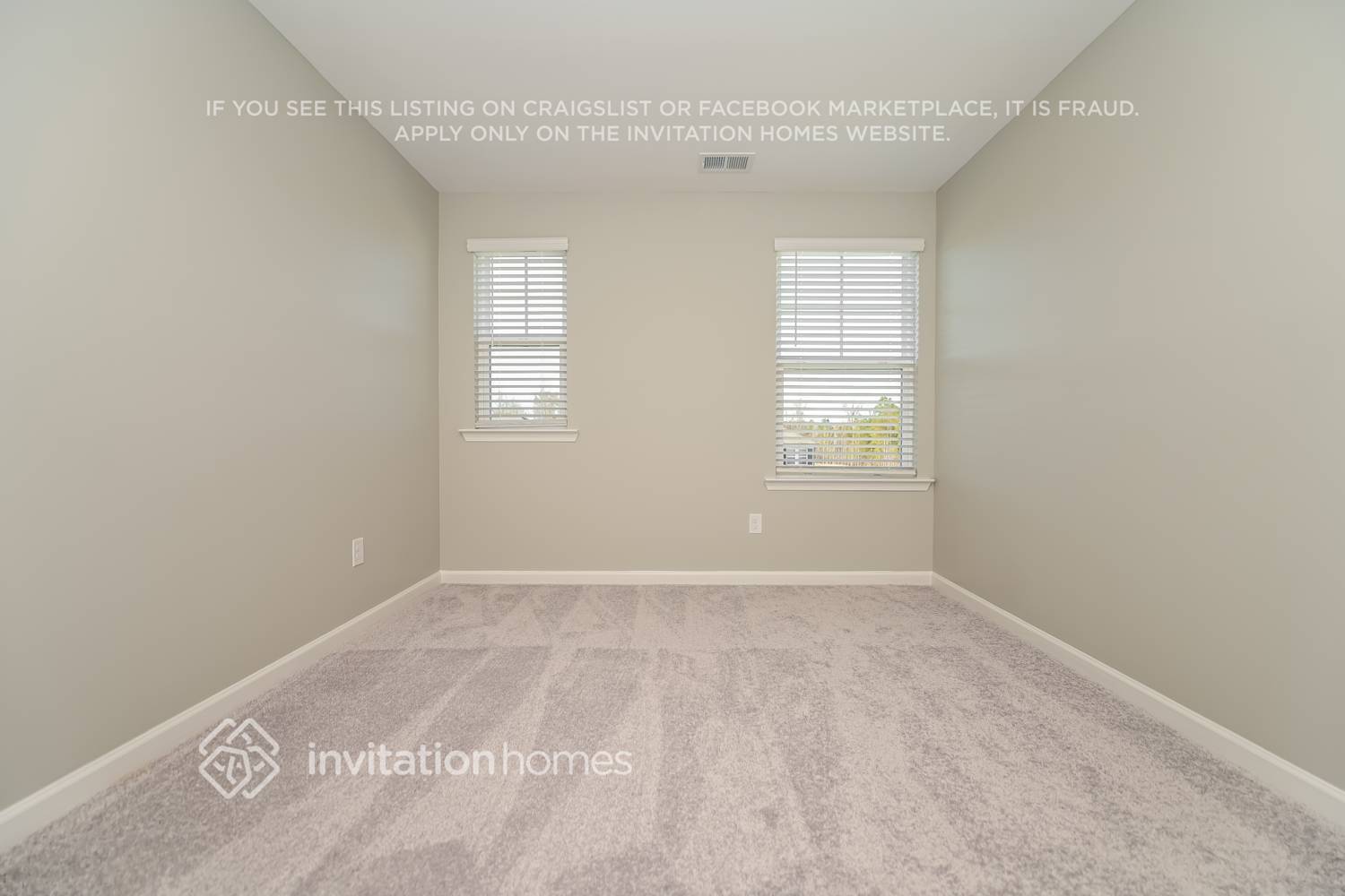 Building Photo - 800 Gelderland Dr