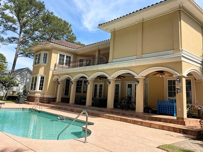 Building Photo - 664 Oxbow Dr