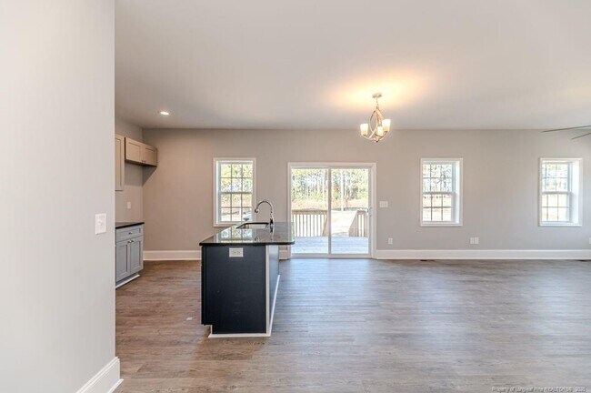 Building Photo - 533 Stadium Dr