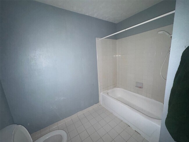 Building Photo - 3807 Cypressdale Dr