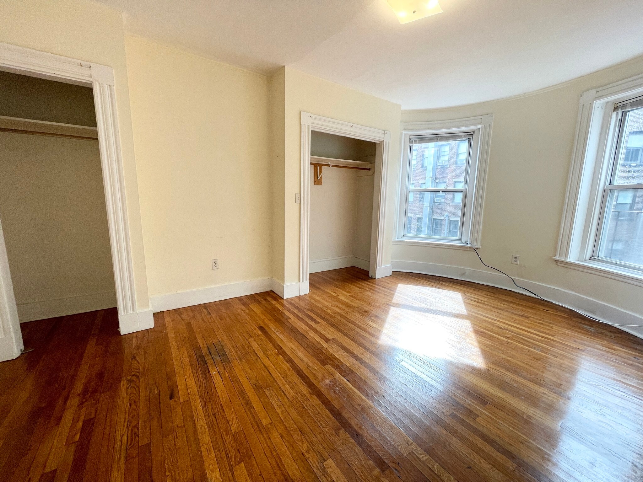 Building Photo - 76 Saint Stephen St