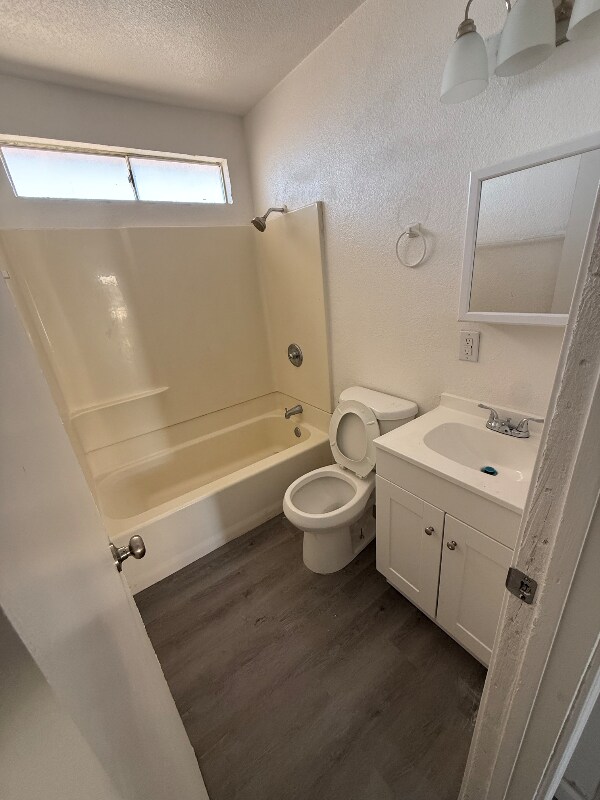 Building Photo - 274 E California St