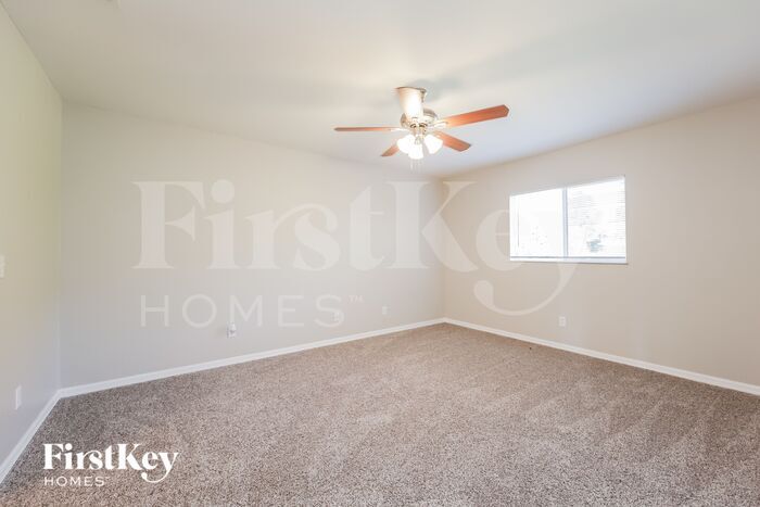 Building Photo - 315 Dill Ave