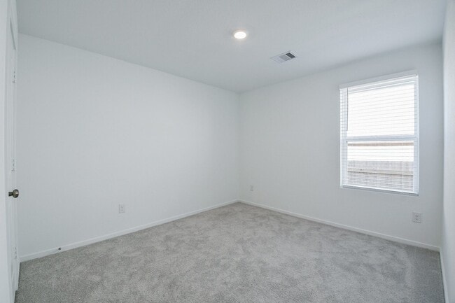 Building Photo - 6871 Flowering Ginger Ln