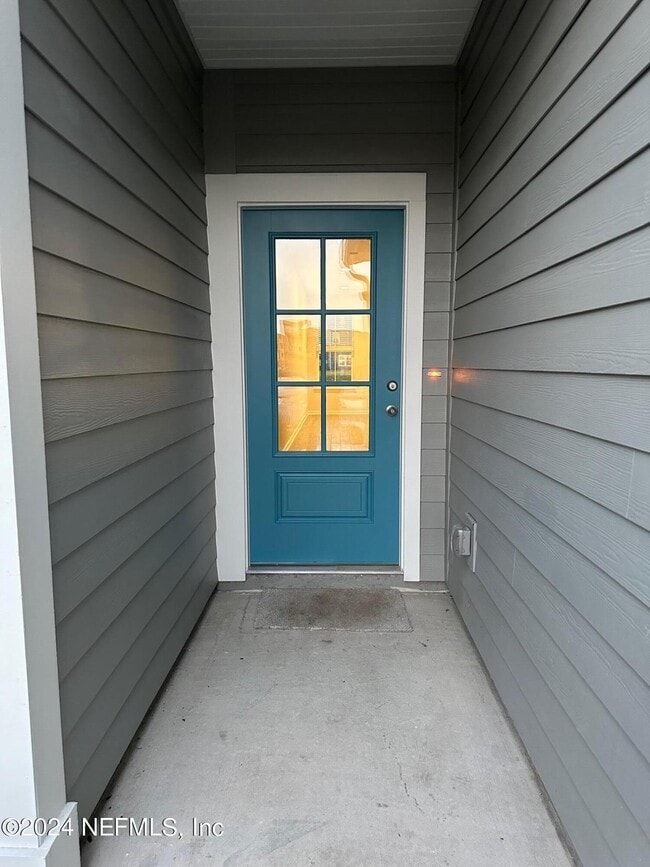 Building Photo - 192 Brandon Lks Dr