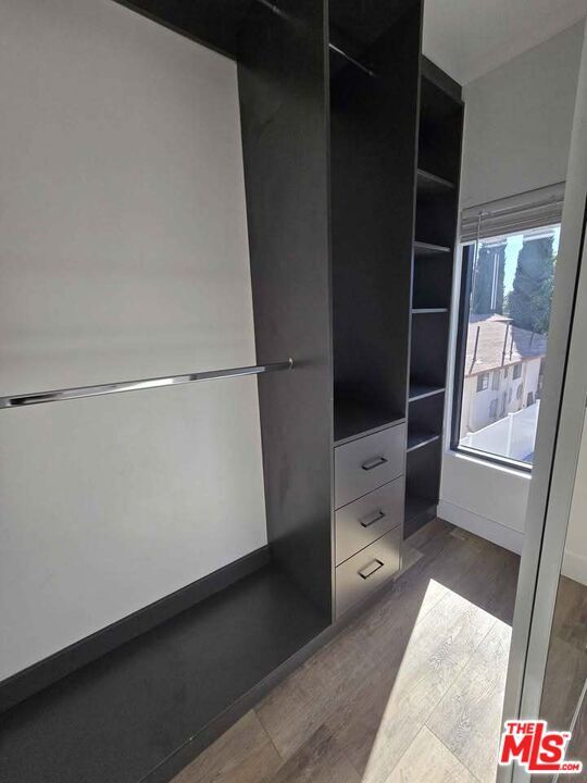 Building Photo - 14121 Califa St