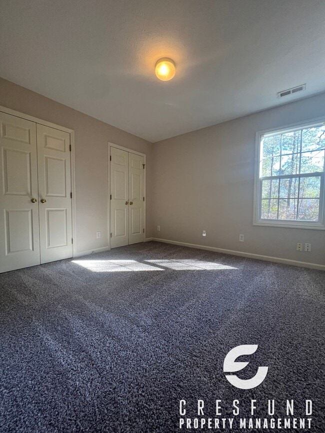 Building Photo - READY TO MOVE IN TODAY? This 3 Bed, 2 Bath Is Ready For You!