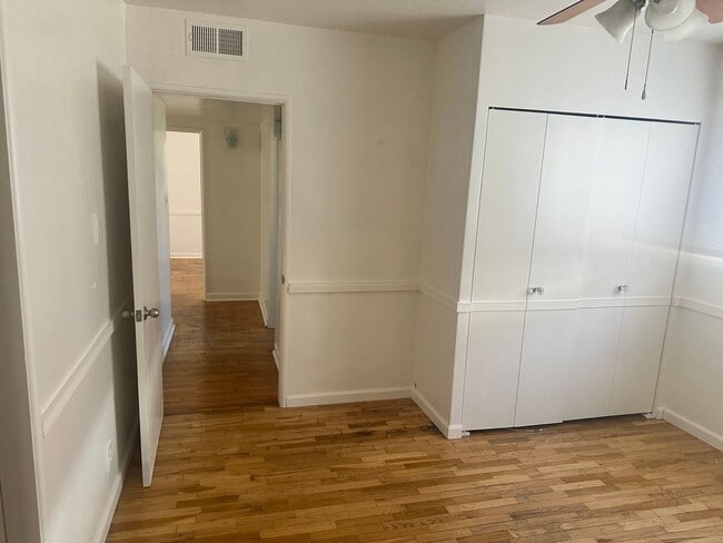 Building Photo - 2518 San Pablo Ave