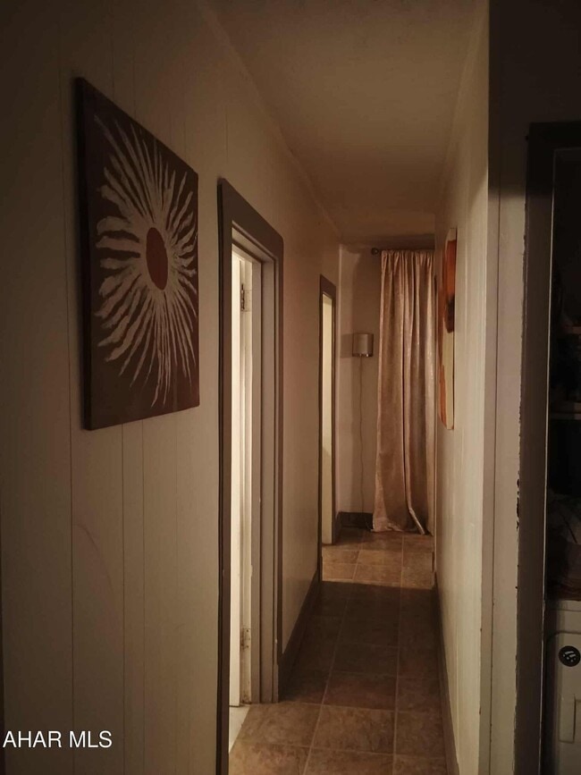 Building Photo - 106 Ruskin Dr