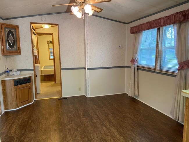 Building Photo - Fall Creek RV Estates