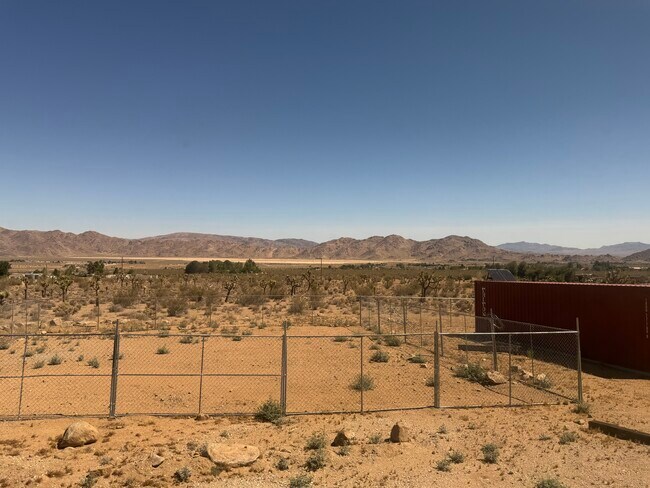 Building Photo - 9175 Alamo Ave