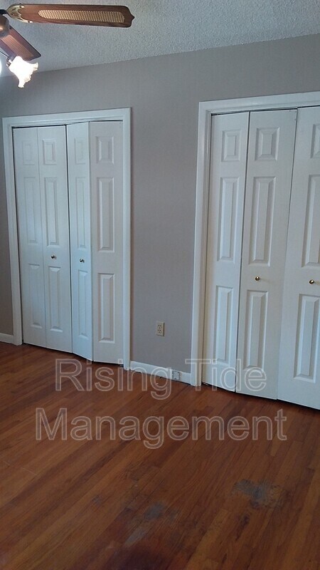 Building Photo - 129 12th Ct NW