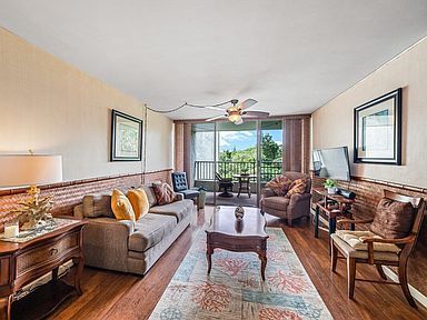 Building Photo - Visit this remodeled unit with Ocean views...