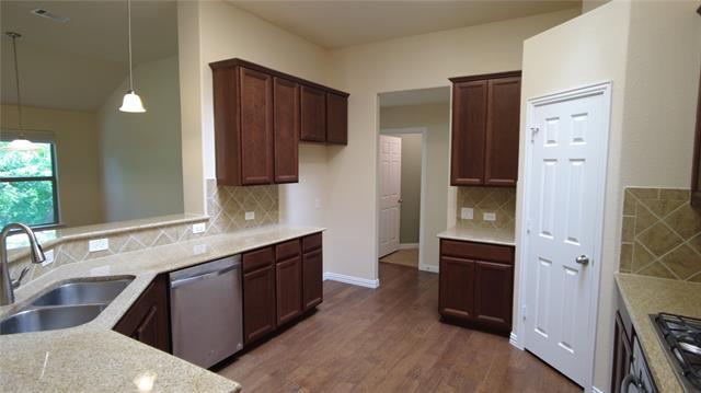 Building Photo - 300 Dorset Ct