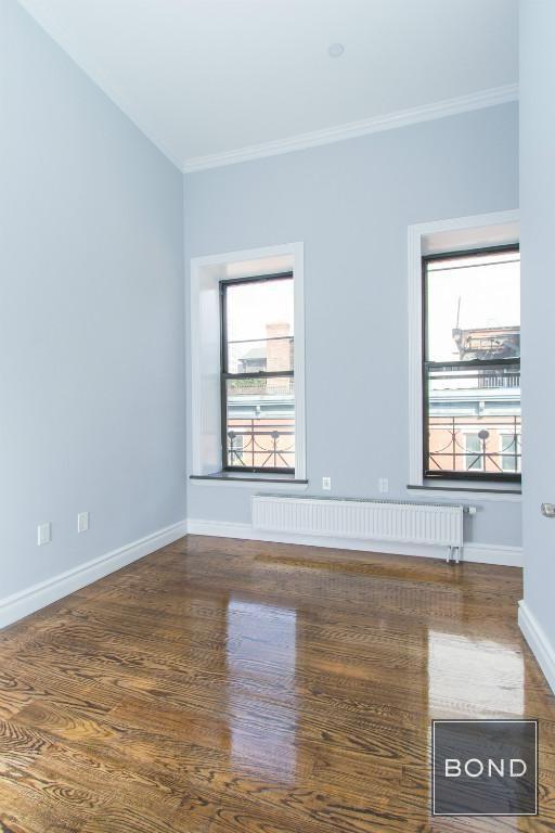 Building Photo - 202 E 13th St