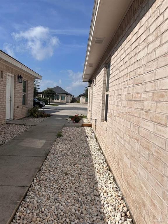 Building Photo - 5800 Nightingale Ave