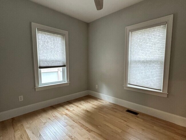 Building Photo - 61 June St