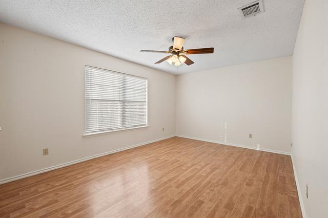 Building Photo - 4348 Kenwood Dr