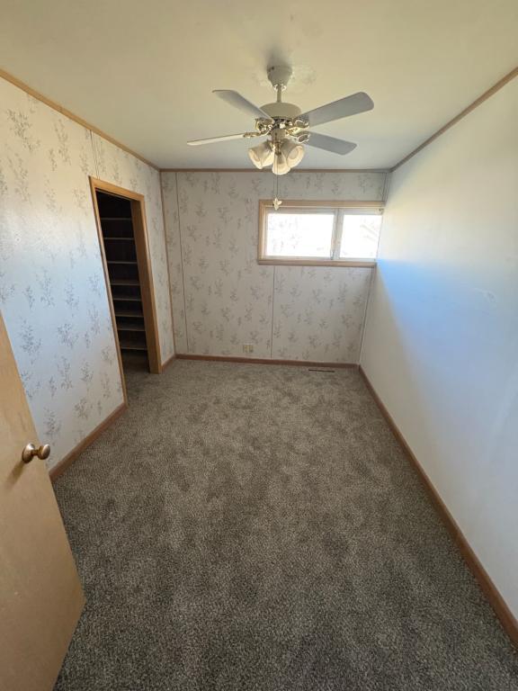 Building Photo - 603 E Maple St