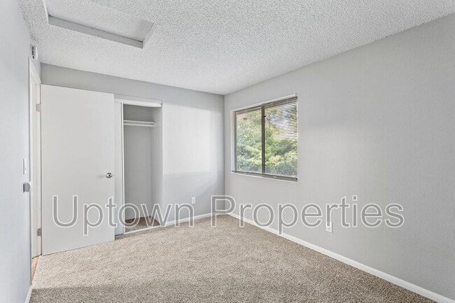 Building Photo - 19757 SW 68th Ave