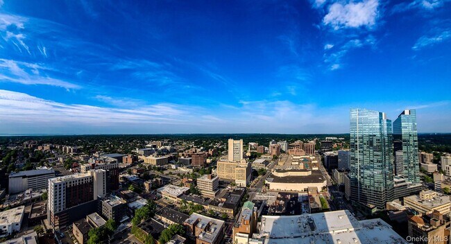 Building Photo - 10 City Pl