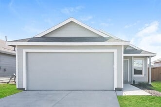 Building Photo - 3104 Helix Bay Dr