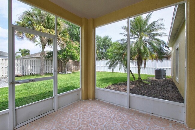 Building Photo - 5868 Duskywing Dr