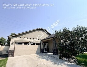 Building Photo - 3744 S Antler Ridge Ave