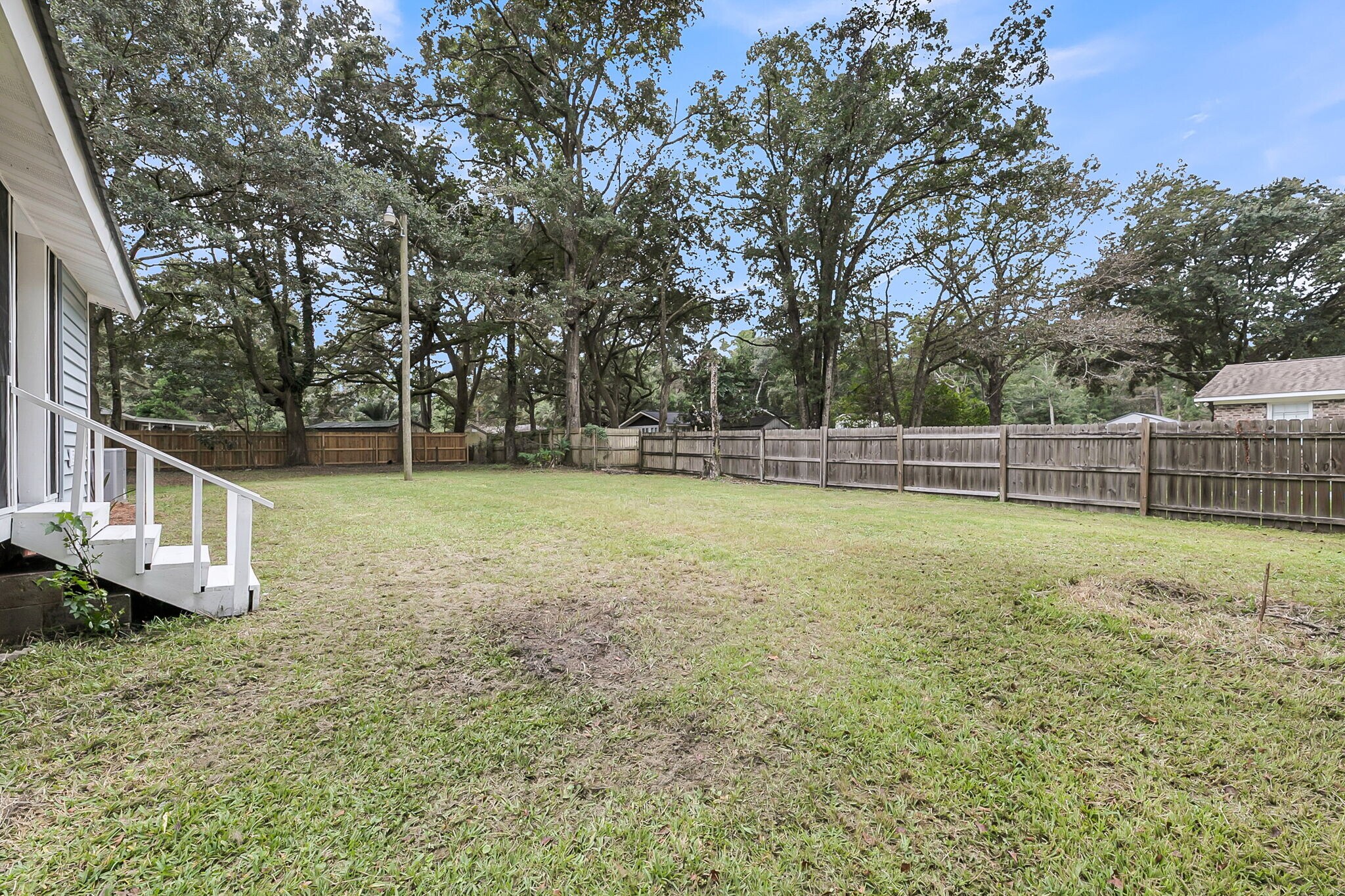 Back yard - 1594 Point Park Dr