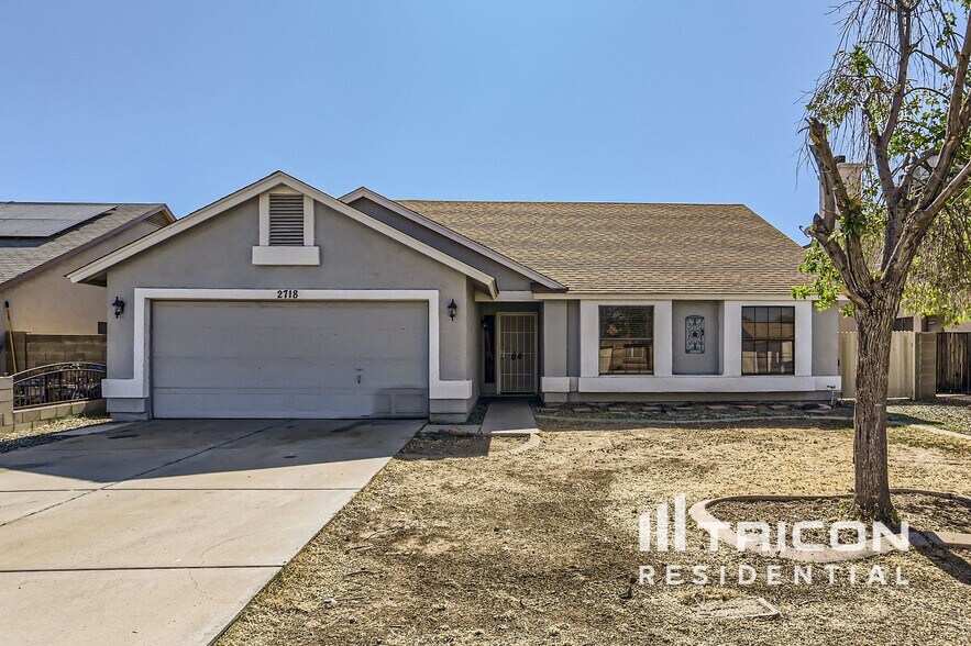 Building Photo - 2718 N 87th Ave